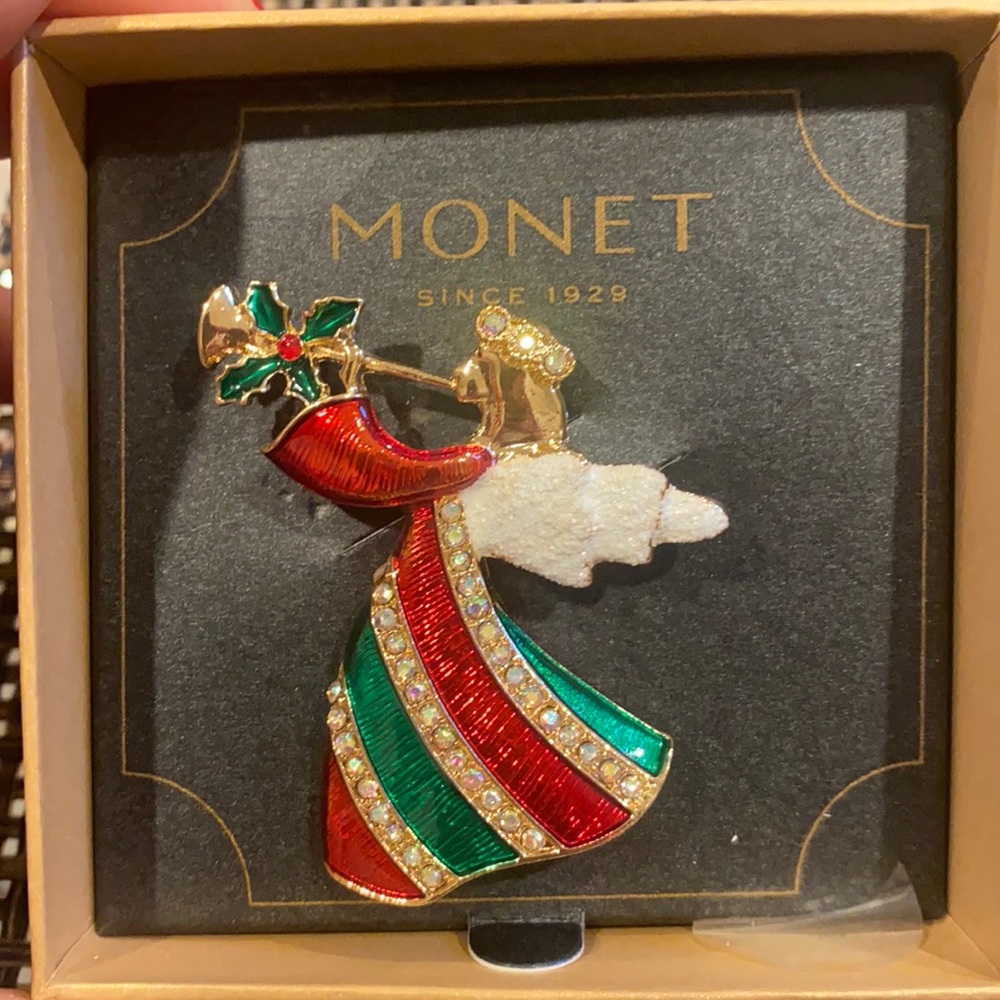 MONET Brooch